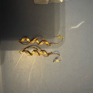 Elegant Gold Spiral Earrings